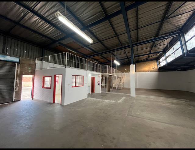 315M² WAREHOUSE TO LET IN EASTLEIGH